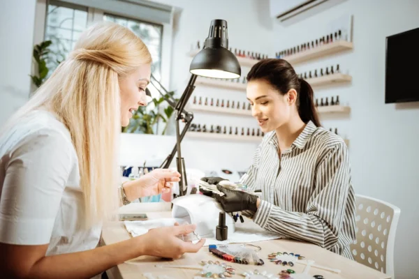 A Complete Guide to Becoming a Nail Technician Anywhere In the Country of Australia